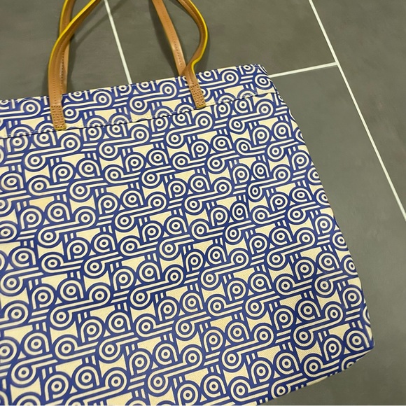 Rare Jonathan Adler tote “why be fussy when you can be frisky” - Picture 4 of 7